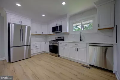 202 Nimitz Avenue, Rockville, MD 20851 - Photo 11