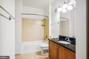 11800 Old Georgetown, Rockville, MD 20852 - Photo 17