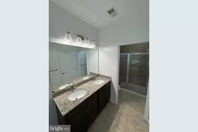 19501 Vaughn Landing Drive, Germantown, MD 20874 - Photo 9