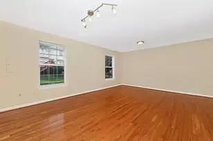 18312 Bailiwick Pl, Germantown, MD 20874 - Photo 9