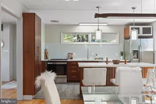 1 Schindler Ct, Silver Spring, MD 20903 - Photo 7