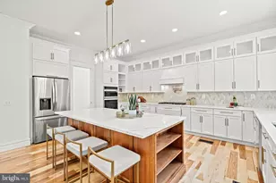 9216 Shelton St, Bethesda, MD 20817 - Photo 13