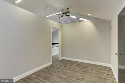 5906 Hubbard Drive #4-A, Rockville, MD 20852 - Photo 37