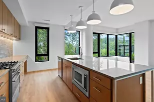 10511 Strathmore Hall St, North Bethesda, MD 20852 - Photo 5