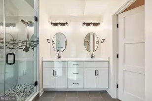 10608 Parkwood Dr, Kensington, MD 20895 - Photo 17