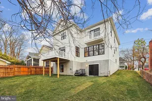 10608 Parkwood Dr, Kensington, MD 20895 - Photo 33