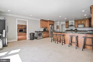 5716 Dun Horse Ln, Derwood, MD 20855 - Photo 15