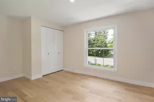 8328 Tuckerman Ln, Potomac, MD 20854 - Photo 25