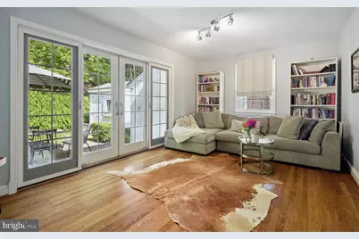 9202 Bulls Run Parkway, Bethesda, MD 20817 - Photo 15