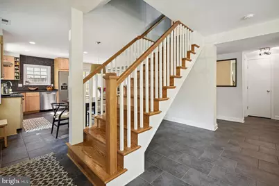 9202 Bulls Run Parkway, Bethesda, MD 20817 - Photo 5