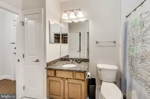 38 Maryland Ave, Rockville, MD 20850 - Photo 9