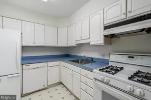 5101 River Rd, Bethesda, MD 20816 - Photo 11