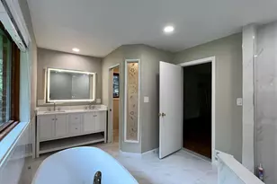 6710 Persimmon Tree Rd, Bethesda, MD 20817 - Photo 15