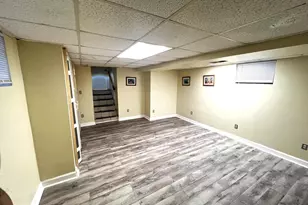 11321 College View Dr, Silver Spring, MD 20902 - Photo 17