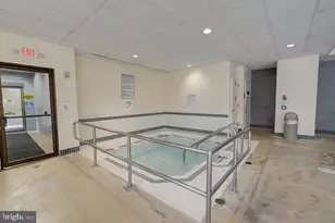 5225 Pooks Hill Rd, Bethesda, MD 20814 - Photo 35