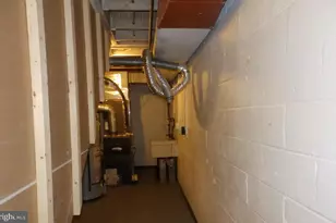 3 Don Mills Ct, Rockville, MD 20850 - Photo 31