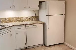 3535 Chevy Chase Lake Dr, Chevy Chase, MD 20815 - Photo 13