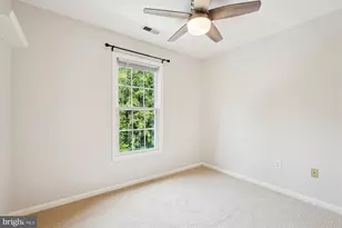 518 Winding Rose Dr, Rockville, MD 20850 - Photo 29