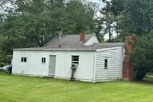 15701 Edwards Ferry Rd, Poolesville, MD 20837 - Photo 11