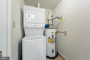 3301 Sir Thomas Dr, Silver Spring, MD 20904 - Photo 29