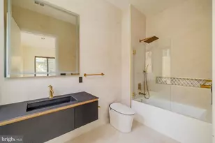 6605 Lybrook Ct, Bethesda, MD 20817 - Photo 41