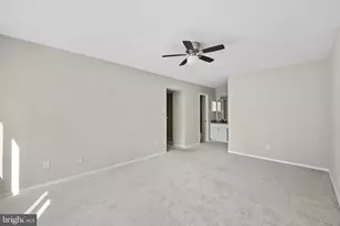 11305 Commonwealth Dr, Rockville, MD 20852 - Photo 17