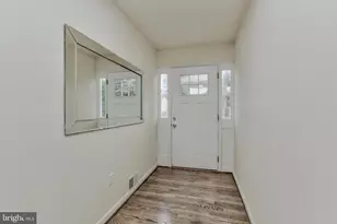 12802 Leahy Dr, Rockville, MD 20851 - Photo 5