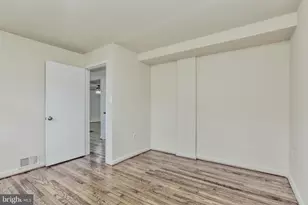 12802 Leahy Dr, Rockville, MD 20851 - Photo 15