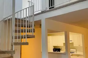 10010 Vanderbilt Cir, Rockville, MD 20850 - Photo 11