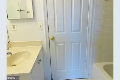 10010 Vanderbilt Circle #11-9, Rockville, MD 20850 - Photo 15