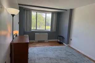 10401 Grosvenor Pl, Rockville, MD 20852 - Photo 15