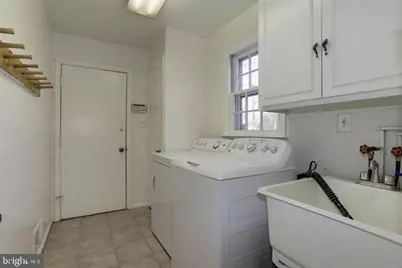 10805 Kirkwall Terrace, Potomac, MD 20854 - Photo 11