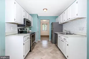 17125 Hoskinson Rd, Poolesville, MD 20837 - Photo 9