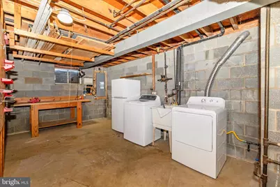 6509 Farmingdale Court, Rockville, MD 20855 - Photo 37