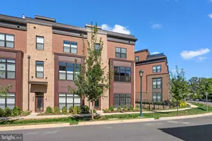 3927 Cranes Bill Ct, Rockville, MD 20852 - Photo 5