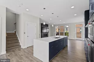 3927 Cranes Bill Ct, Rockville, MD 20852 - Photo 15