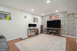 17 Goodport Ln, Gaithersburg, MD 20878 - Photo 29