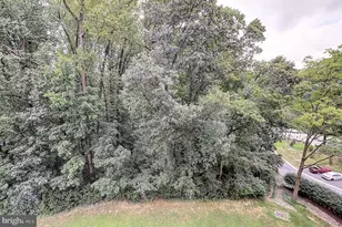 5225 Pooks Hill Rd, Bethesda, MD 20814 - Photo 15