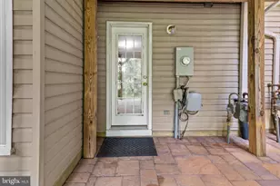 13802 Lambertina Pl, Rockville, MD 20850 - Photo 35