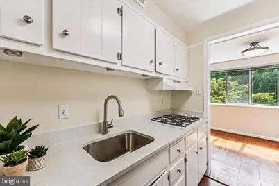 10436 Rockville Pike #202, Rockville, MD 20852 - Photo 11