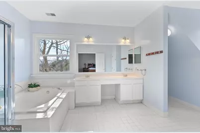 19105 Peach Blossom Court, Gaithersburg, MD 20879 - Photo 41