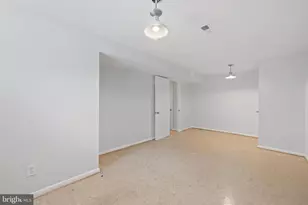 6721 Kenwood Forest Ln, Chevy Chase, MD 20815 - Photo 25