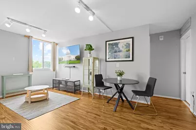 4242 East West Highway #406, Chevy Chase, MD 20815 - Photo 3