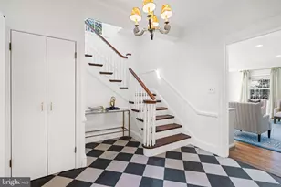 32 W Irving St, Chevy Chase, MD 20815 - Photo 27