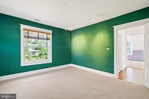 32 W Irving St, Chevy Chase, MD 20815 - Photo 43