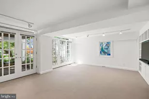 32 W Irving St, Chevy Chase, MD 20815 - Photo 53