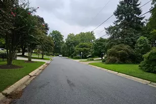 6204 Lenox Rd, Bethesda, MD 20817 - Photo 11