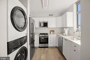 7111 Woodmont Ave, Bethesda, MD 20815 - Photo 9