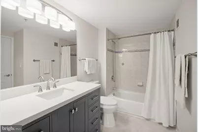 7111 Woodmont Avenue #402, Bethesda, MD 20815 - Photo 17