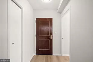 7111 Woodmont Ave, Bethesda, MD 20815 - Photo 3